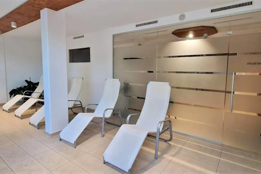 Sauna, Pools Mit Xxl-Terasse Oder Kinderkino Sankt Englmar Apartment